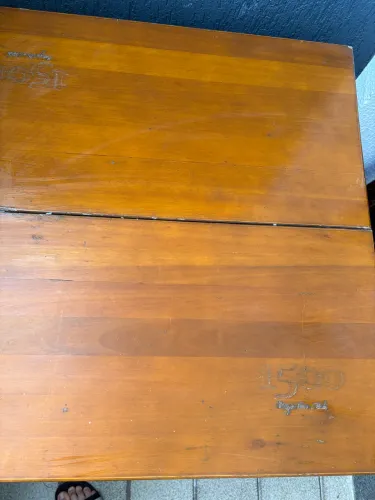 Mesa de bar + 3 cadeiras