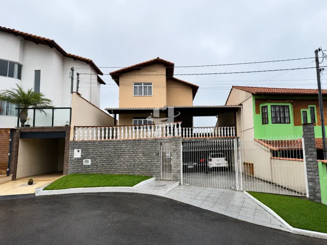 Casa 3 quartos no Alto dos Pinheiros