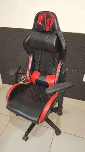 cadeira gamer com defeito no reclínio