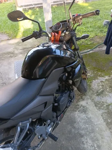 Imperdivel! Dafra next 250cc ano 13  novinha,  doc ok .9800 no pix 