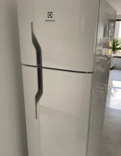 Gelareira Electrolux cycle Defrost 127 volts Conservada Garantia