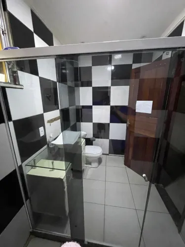 Blindex 1,75 usado, porta alumínio e vaso 