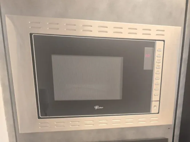 Micro-ondas Fischer Fit Line de Embutir 25L Inox 127V