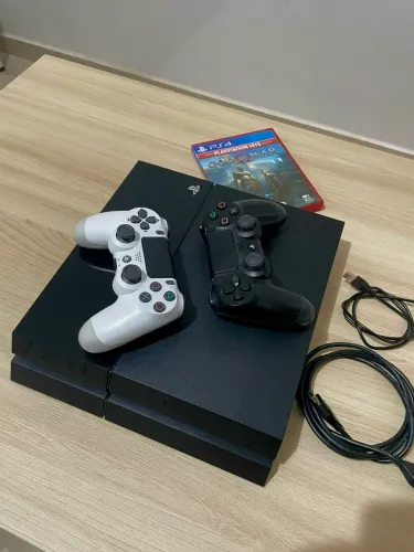 ? PlayStation 4 500GB à venda ?