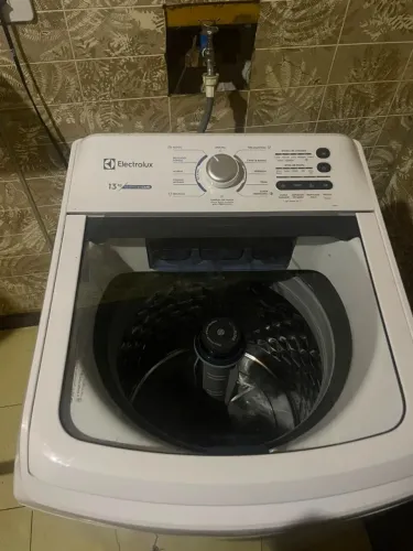 Maquina de lavar Electrolux 13kg Inox - Novinha - 1 ano e 3 meses de uso