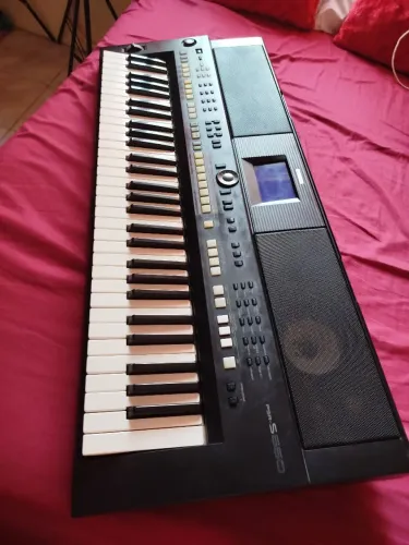Vendo Teclado Arranjador Yamaha PSR-S650 - Ideal para Shows e Ensaios (Leia o Anúncio)<br>