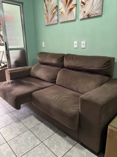 sofás retráteis + um centro de sala