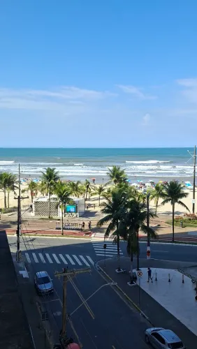 Maravilhoso Apartamento 2 Quartos 1 Suíte 2 vagas garagem frente mar