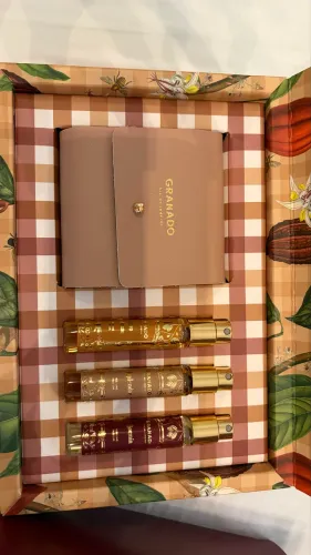 Kit perfumado Granado + O Boticário