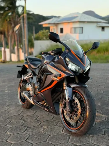 Honda CBR 650R 2021 | Impecável ? Revisada ? Documentação em Dia