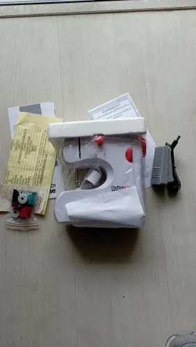 Máquina de costura baby machine 2001