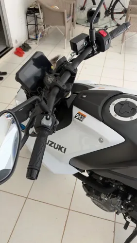 SUZUKI GSX 8S 2025