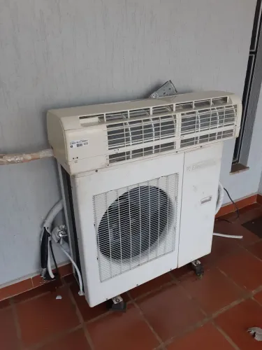 Aparelho de Ar Condicionado Electrolux 24000 BTUs