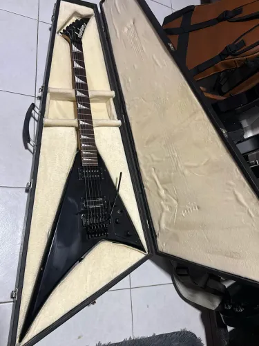 Guitarra Jackson RR3 Japonesa + Upgrades + Hard Case