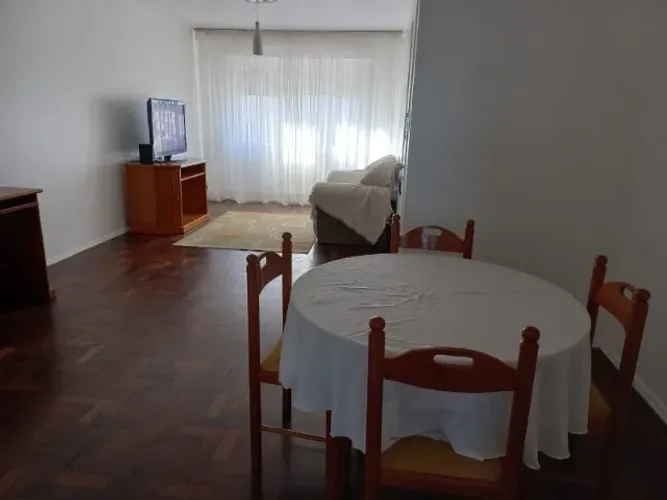Apartamento 2 quartos com Garagem - Mobiliado - Centro - Ótima Localização - Pelotas/RS