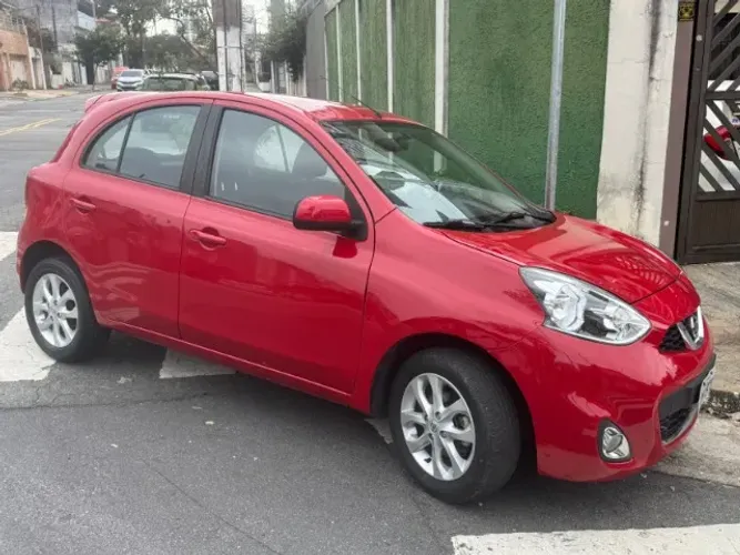 Nissan March SV 1.0 12V Flex 5P 2015