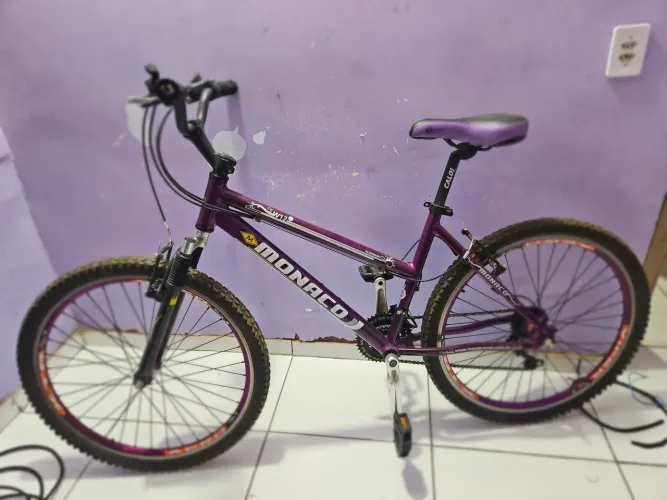 Bicicleta Feminina aro 26 roxa toda shimano quadro alumínio muito conservada 600,00 