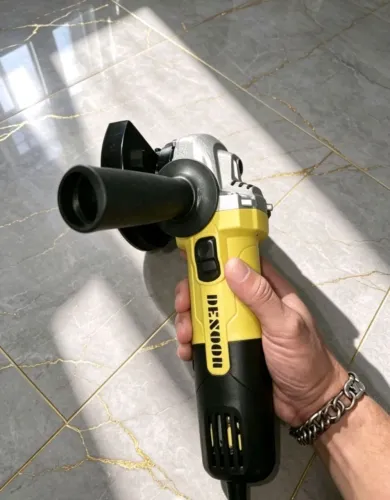 Esmerilhadeira Angular Desoon 800W 12.000 RPM - Robusta e Potente
