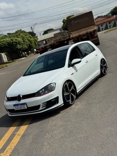 Volkswagen Golf Comfortline 1.4 TSI 140cv Mec. 2014