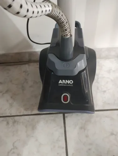Passadeira de roupa a vapor