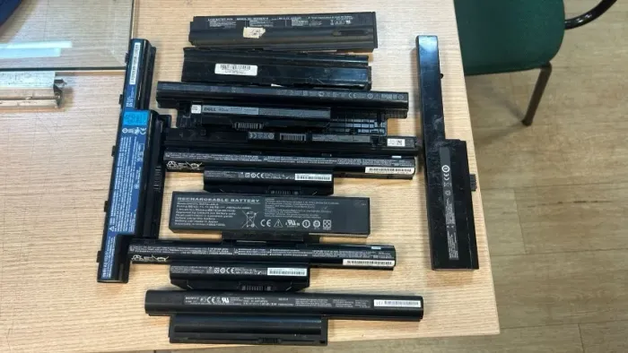 Bateria de Notebook Usada p/ Retirada de Células 18650 - Unidade
