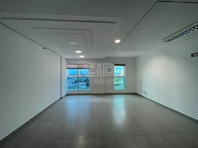 Sala Comercial de 90m² no Centro Empresarial Paiaguás