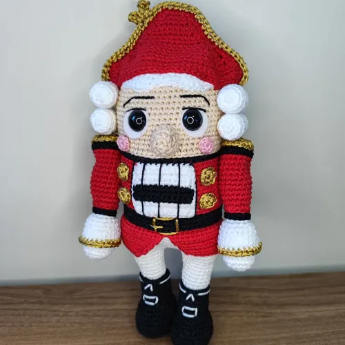 Quebra Nozes Amigurumi