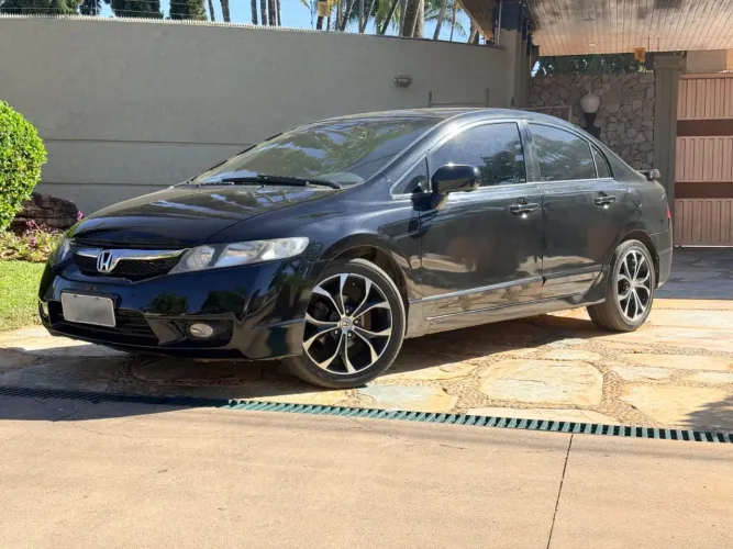 Honda Civic Sedan LXS 1.8/1.8 Flex 16V Aut. 4P 2010