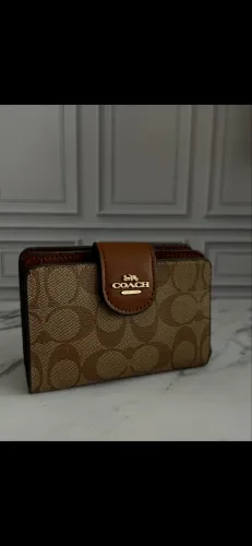 Carteira coach monograma