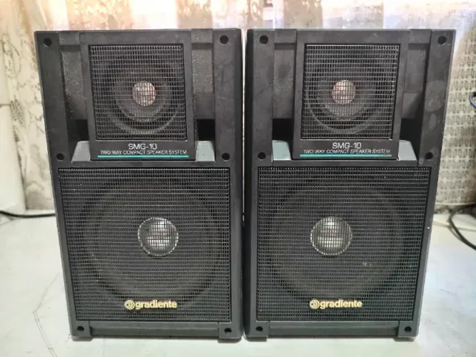 Par De Caixa Gradiente Smg-10 8 ohms bom Estado Funcionando