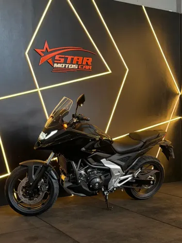 NC 750 2026 0 km emplacada