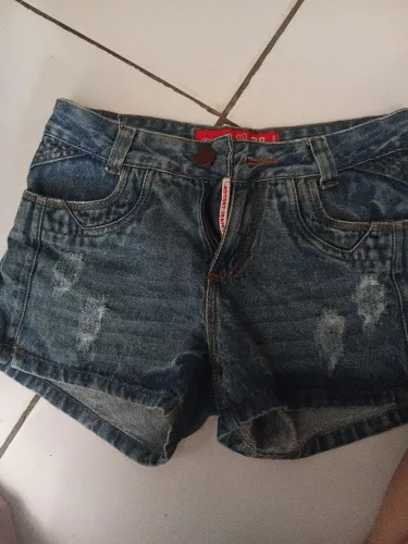 Short jeans