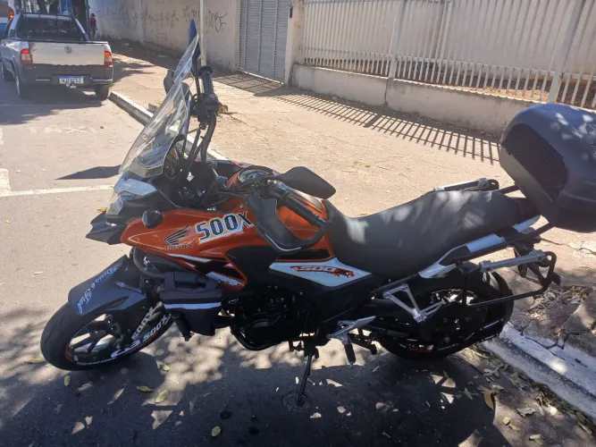 Honda CB 500 X segundo dono moto zerada manual..nota fiscal..copia de chaves...