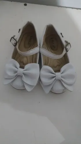 Sapatos de menina