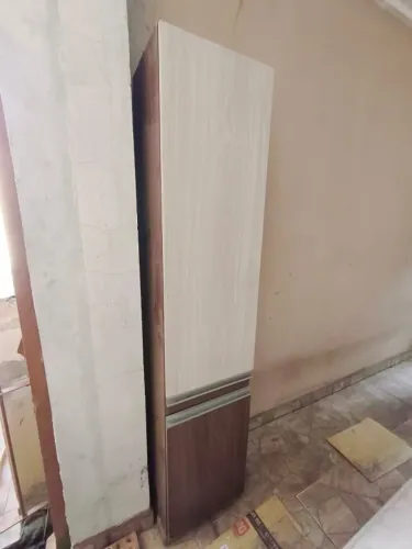 Armário multiuso 2 portas 5 prateleiras 189 A x 40 L x 30 P