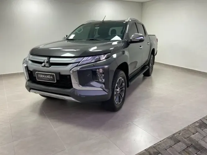 Mitsubishi L200 Triton Sport HPE-S 2.4 CD Dies. AUT 2022