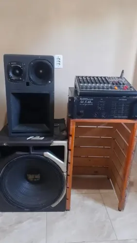Som para trabalho e eventos