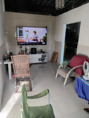 Vendo e troco duas casas próximo a Ceasa todas com garagem.obs.Vendo também uma só.
