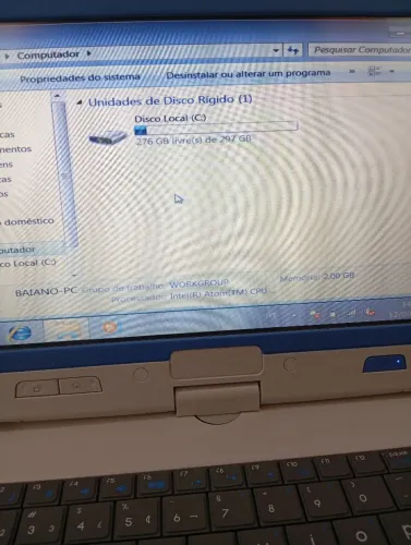 Notebook antigo em perfeito estado 