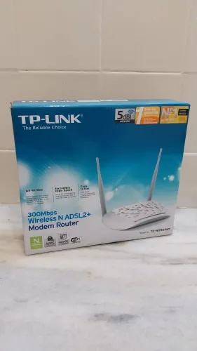 Modem Roteador Wireless TP-Link TD-W8961ND. 