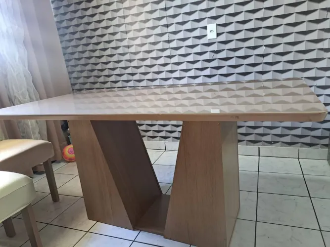 Mesa de vidro + 6 cadeiras ! Lindo jogo