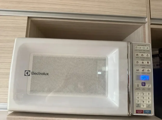 Micro-ondas Electrolux 34L