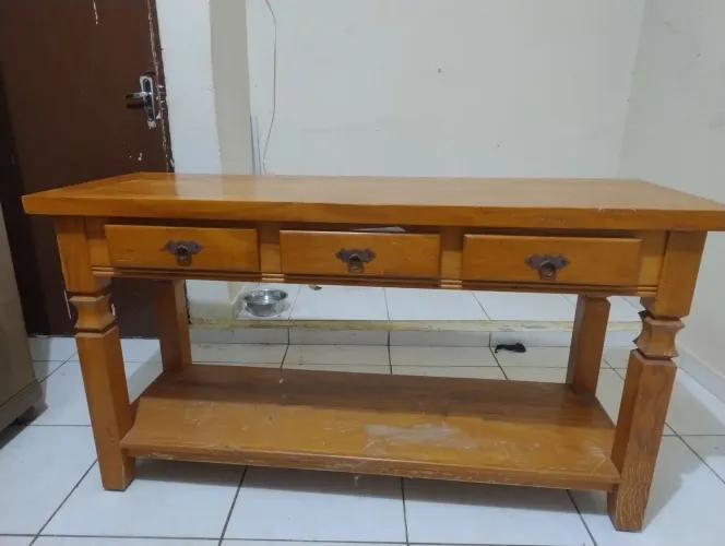 Aparador em peroba rosa maciça 1,5m 