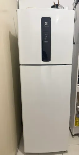 Geladeira Electrolux Frost Free Duplex Branco 480L Efficient 220V