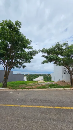 Terreno com vista panorâmica em condomínio 