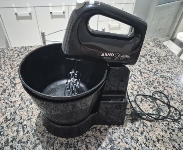 Batedeira elétrica portátil Arno SX16 250W 127V - Semi Nova