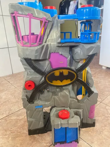 Batcaverna Batman 