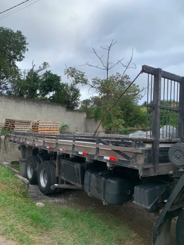 Carroceria de madeira Truck 8 metros