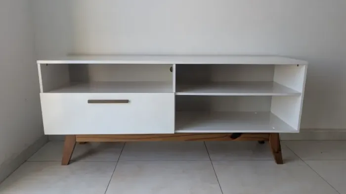 Rack branco para tv até 55 polegadas