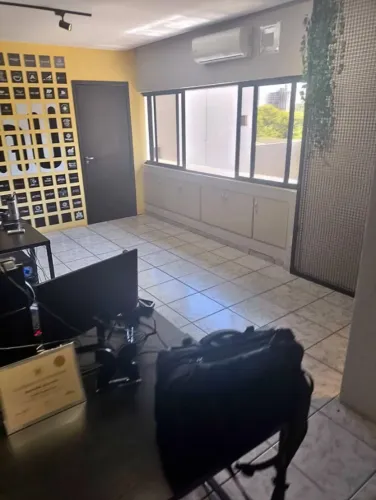 ALUGA-SE SALA COMERCIAL - CENTRO DE MGA